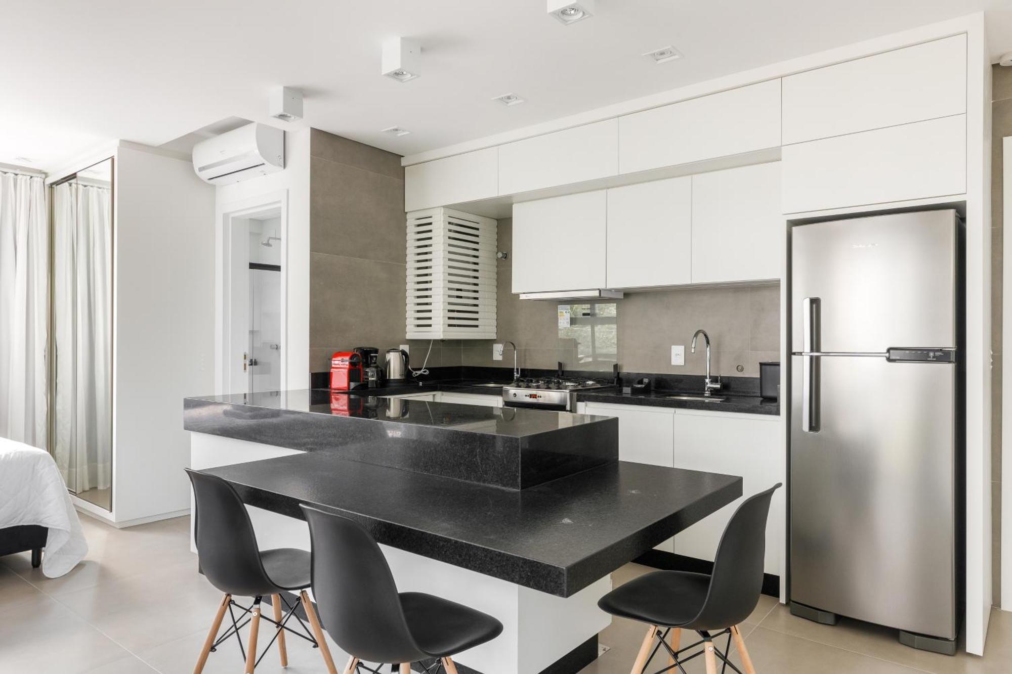 Zee Studios A 200M Da Beira-Mar Norte Флоріанополіс Екстер'єр фото
